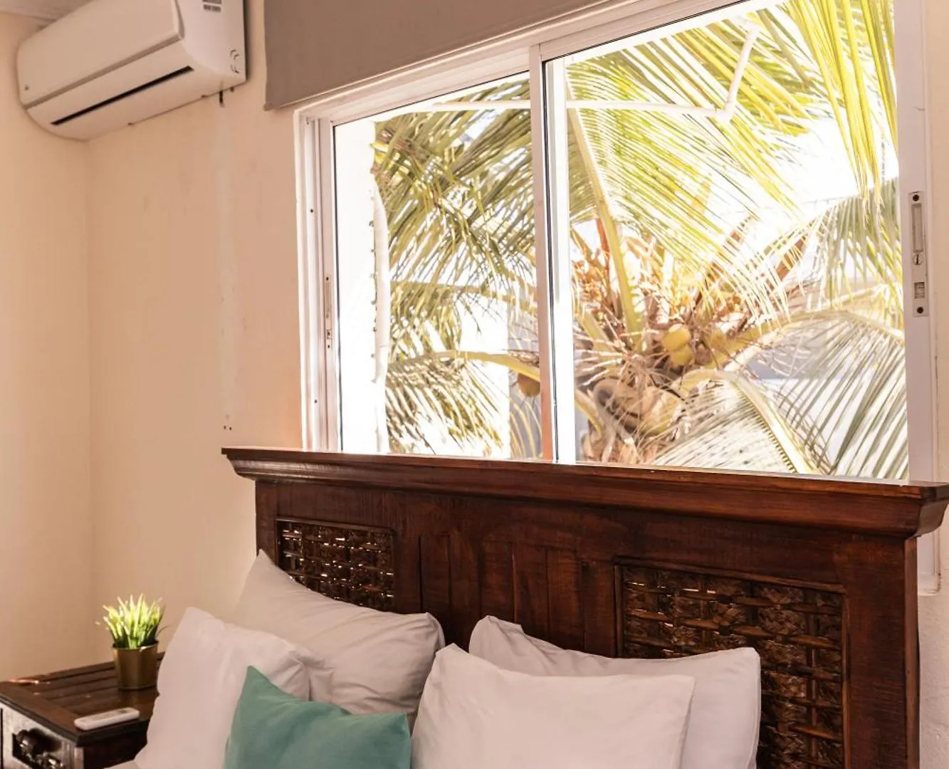 Hostal Las Rosas De Punta Cana Maison d'hôtes